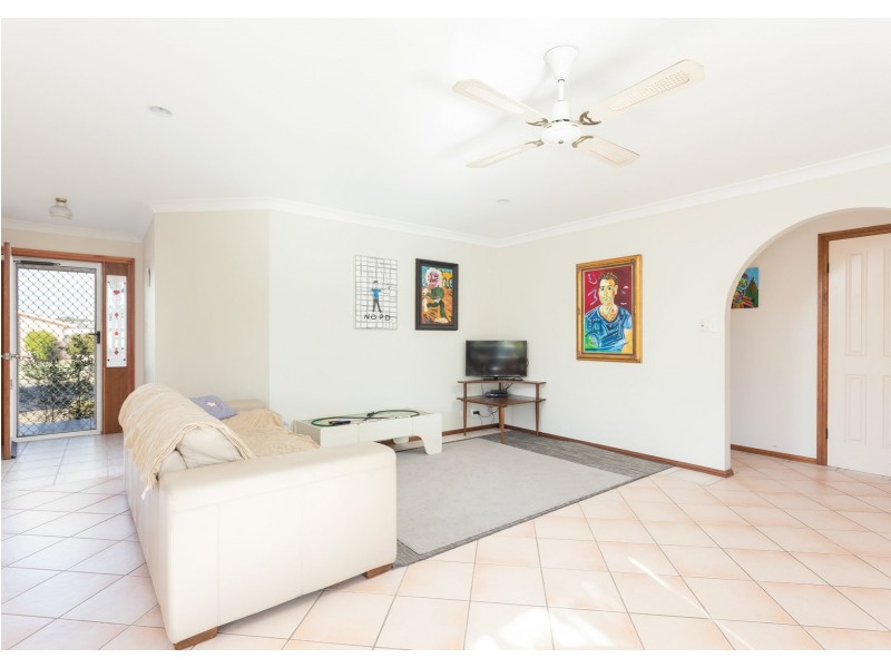 1/10 Grandis Drive, Tuncurry NSW 2428