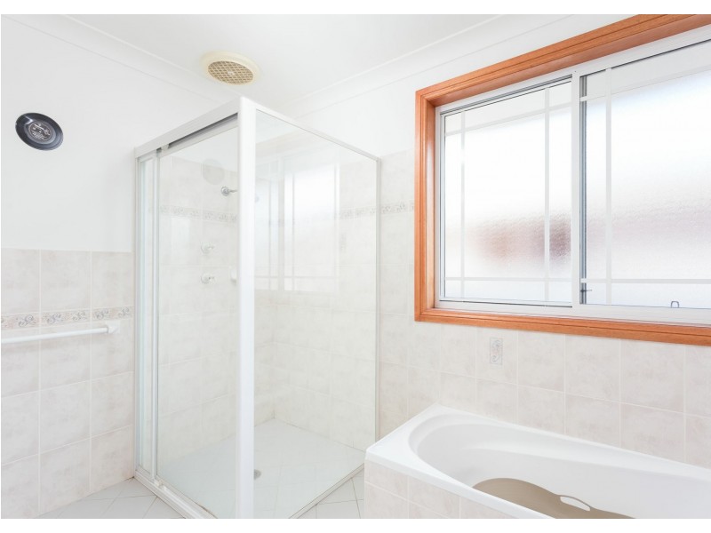 1/10 Grandis Drive, Tuncurry NSW 2428