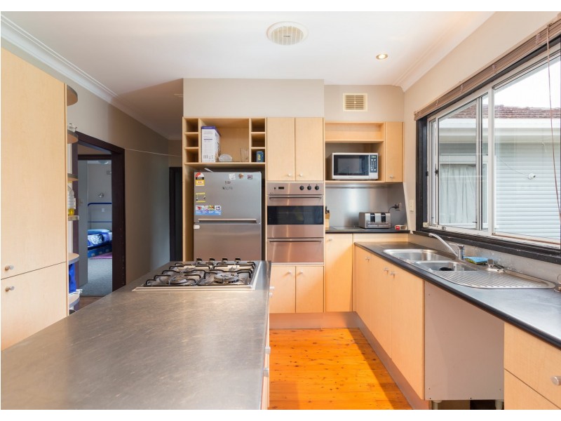 36 Alban Street, Taree NSW 2430