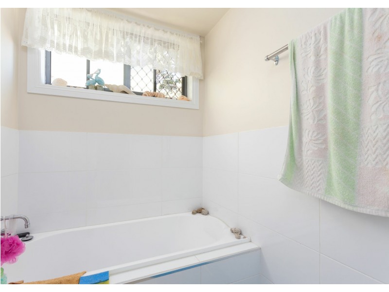 6 Orana Crescent, Taree NSW 2430