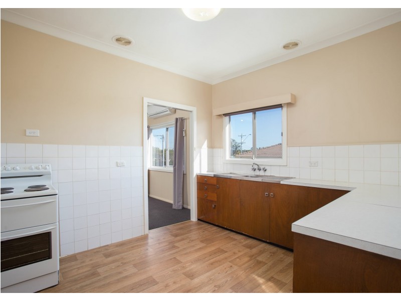 Unit 1 & 2/53b Commerce Street, Taree NSW 2430