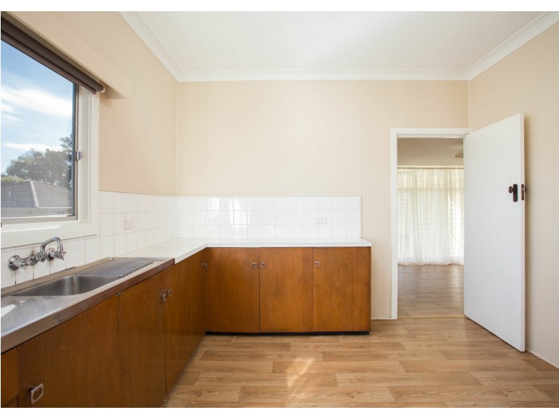 Unit 1 & 2/53b Commerce Street, Taree NSW 2430