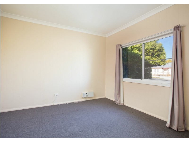 Unit 1 & 2/53b Commerce Street, Taree NSW 2430