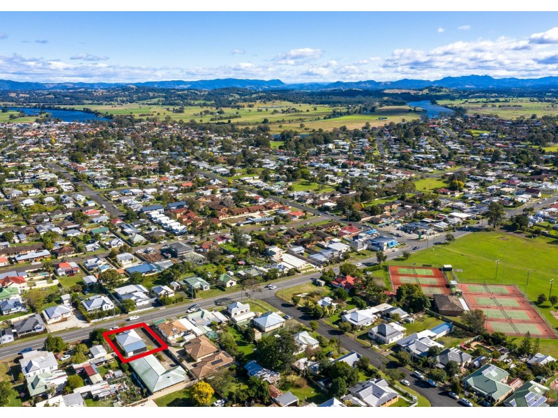 Unit 1 & 2/53b Commerce Street, Taree NSW 2430