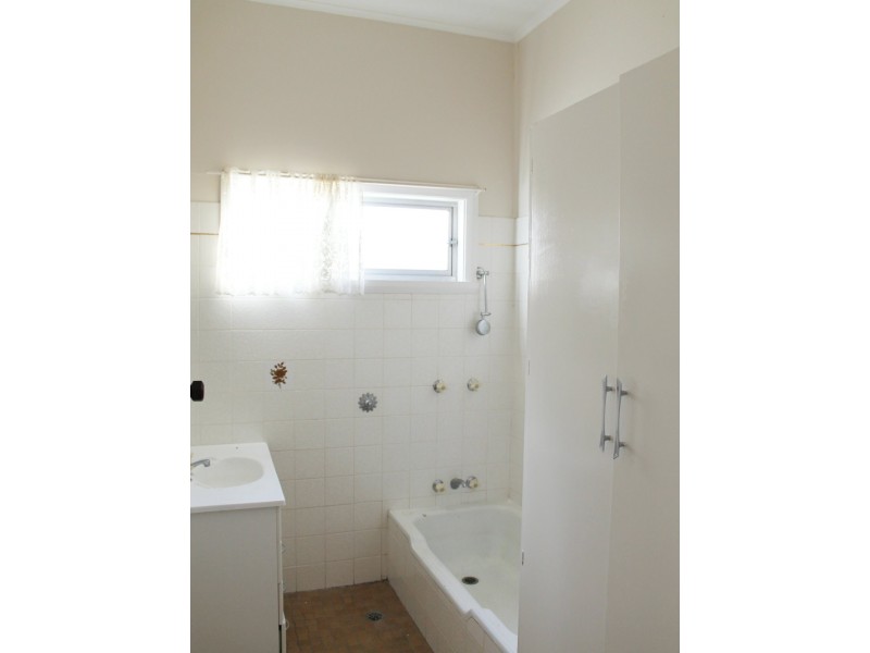 20 Albert Lane, Taree NSW 2430