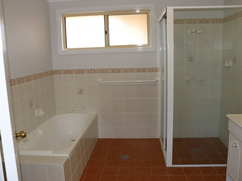 22 Robur Court, Tuncurry NSW 2428