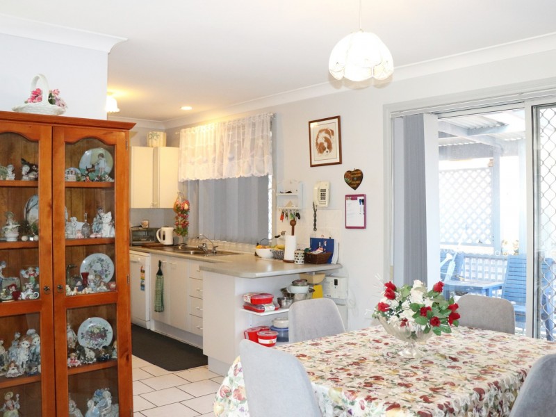 6 Rohini Place, Taree NSW 2430