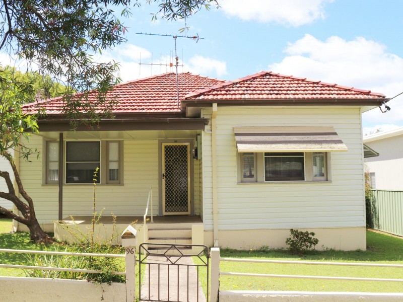 96 Albert Street, Taree NSW 2430