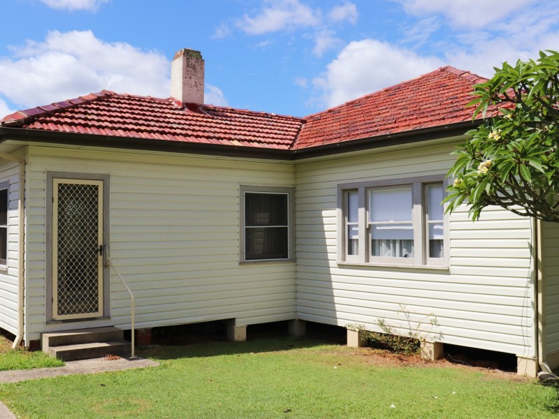96 Albert Street, Taree NSW 2430