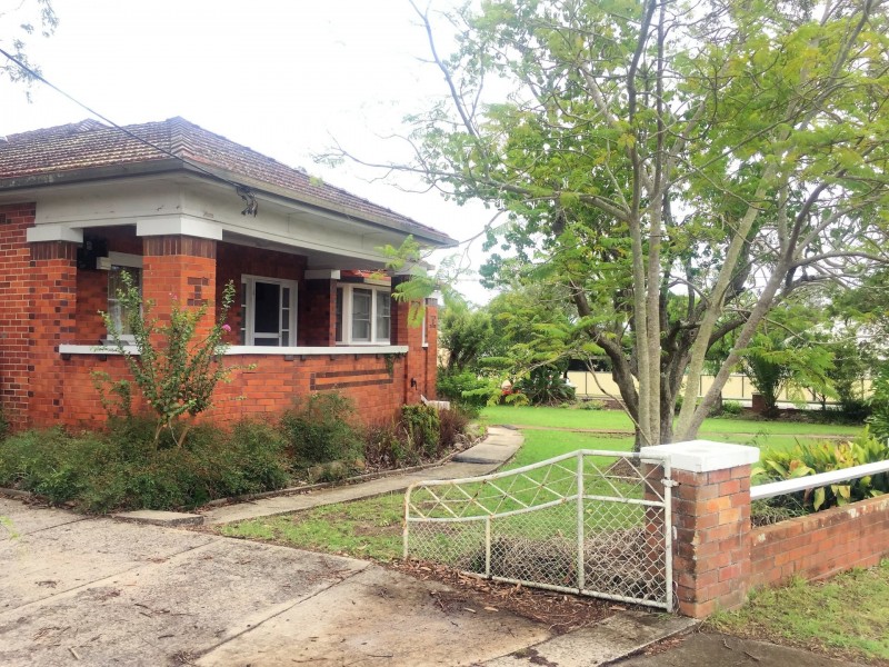 147 High Street, Taree NSW 2430