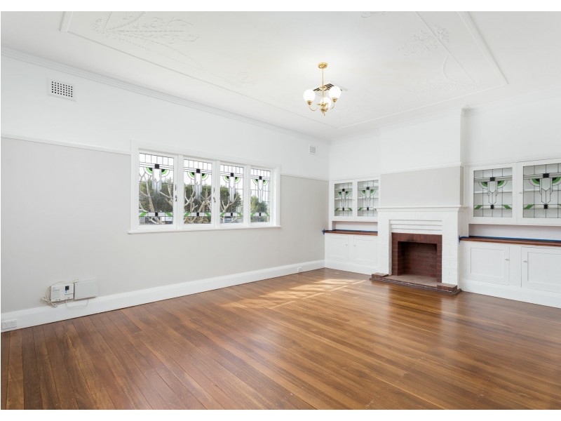 22 Commerce Street, Taree NSW 2430