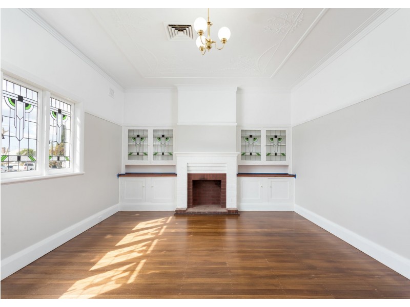 22 Commerce Street, Taree NSW 2430