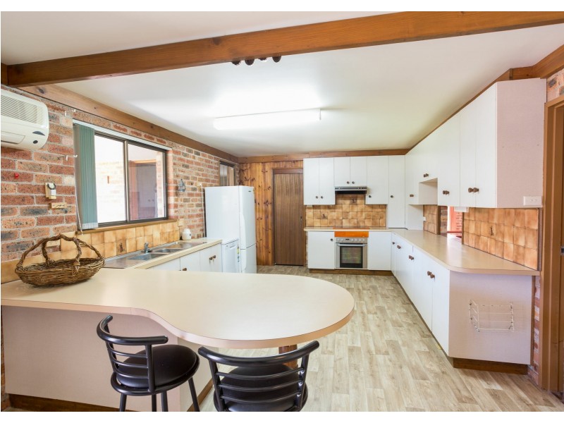 1 Cedar Close, Taree NSW 2430