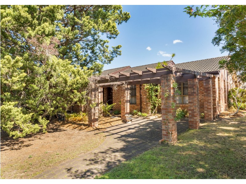 1 Cedar Close, Taree NSW 2430