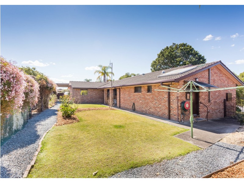1 Cedar Close, Taree NSW 2430