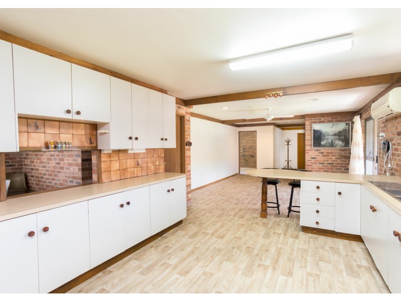 1 Cedar Close, Taree NSW 2430