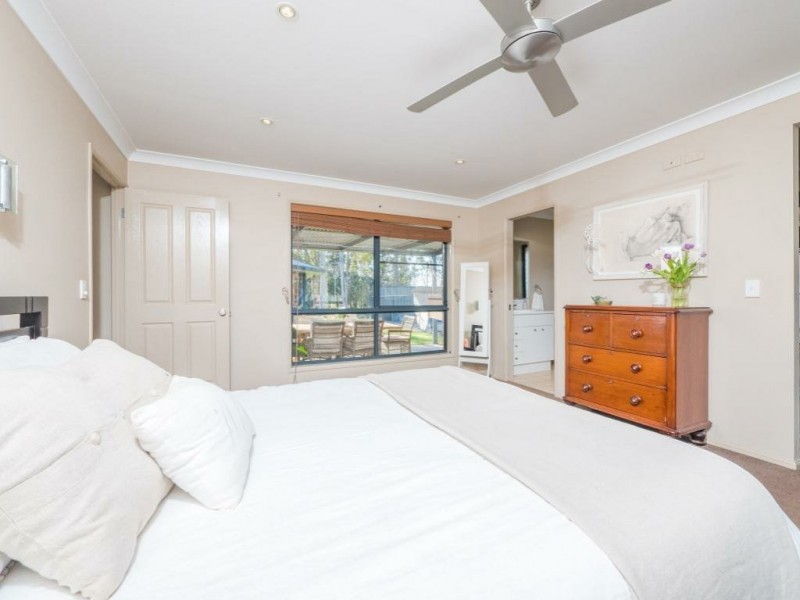 3 Treeview Drive, Rainbow Flat NSW 2430