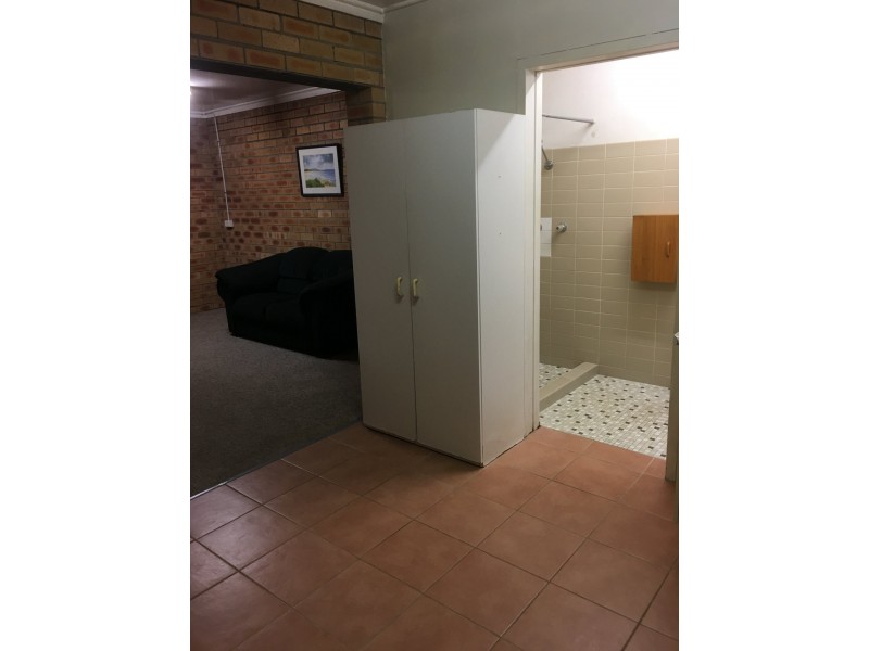 Unit 1/Cnr Ungala Road and Old Bar Roads, Old Bar NSW 2430