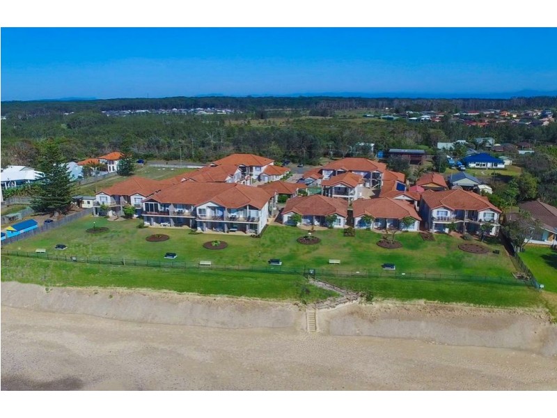 1/32 Lewis Street, Old Bar NSW 2430