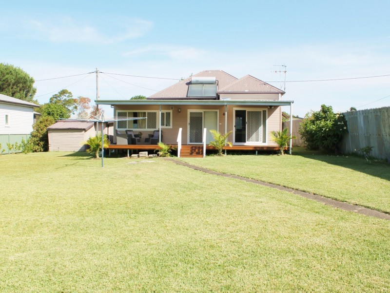 17 Railway Street, Taree NSW 2430