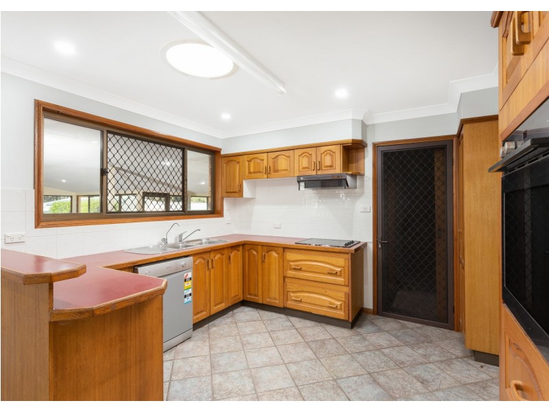 4 Waratah Place, Taree NSW 2430