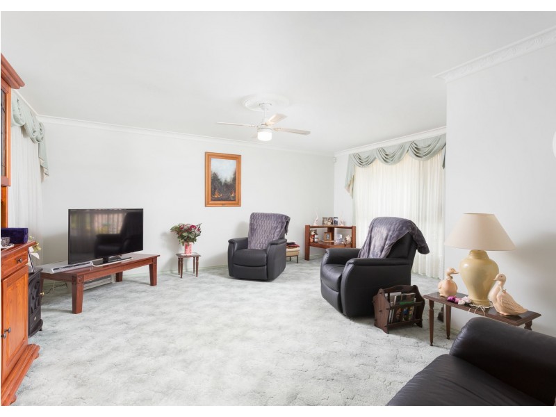 27 Burrawong Crescent, Taree NSW 2430