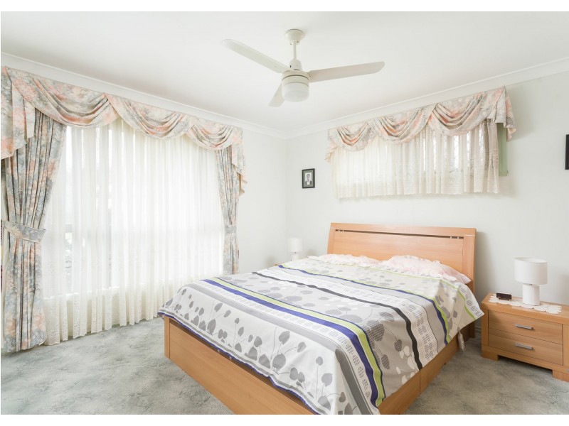 27 Burrawong Crescent, Taree NSW 2430