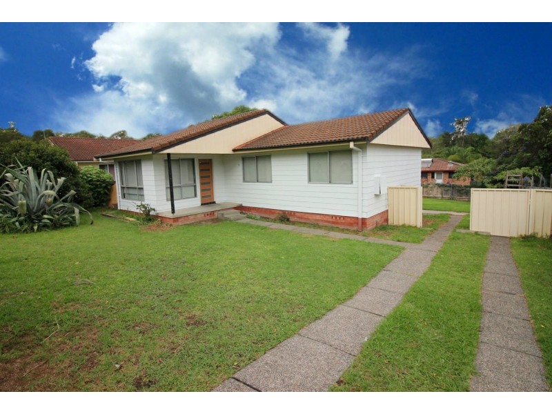 13 Deakin Crescent, Taree NSW 2430