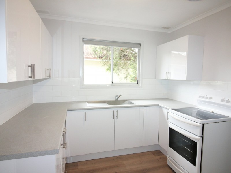 13 Deakin Crescent, Taree NSW 2430