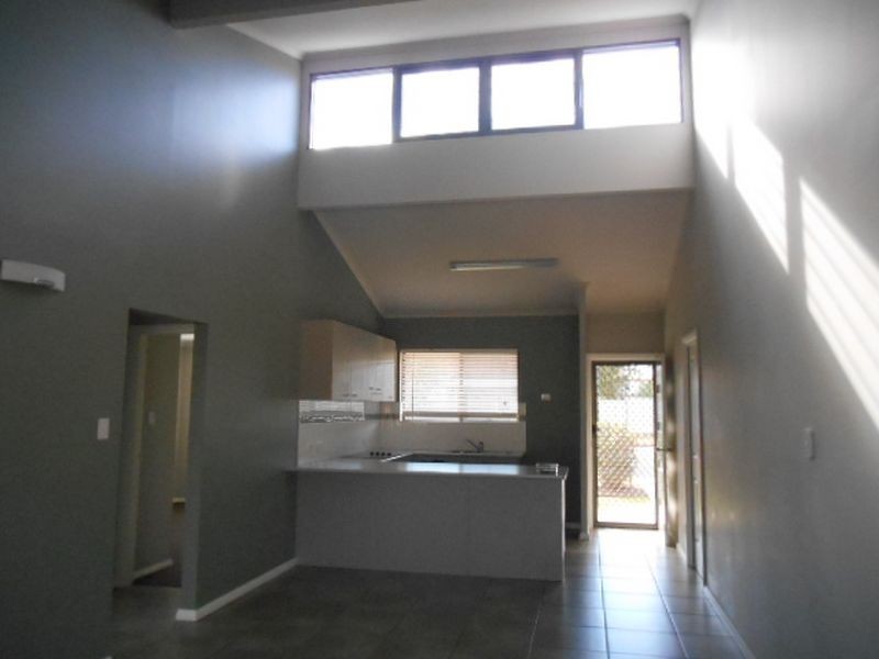 2b Frances Street, Taree NSW 2430