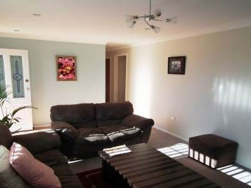 27 Hickory Crescent, Taree NSW 2430