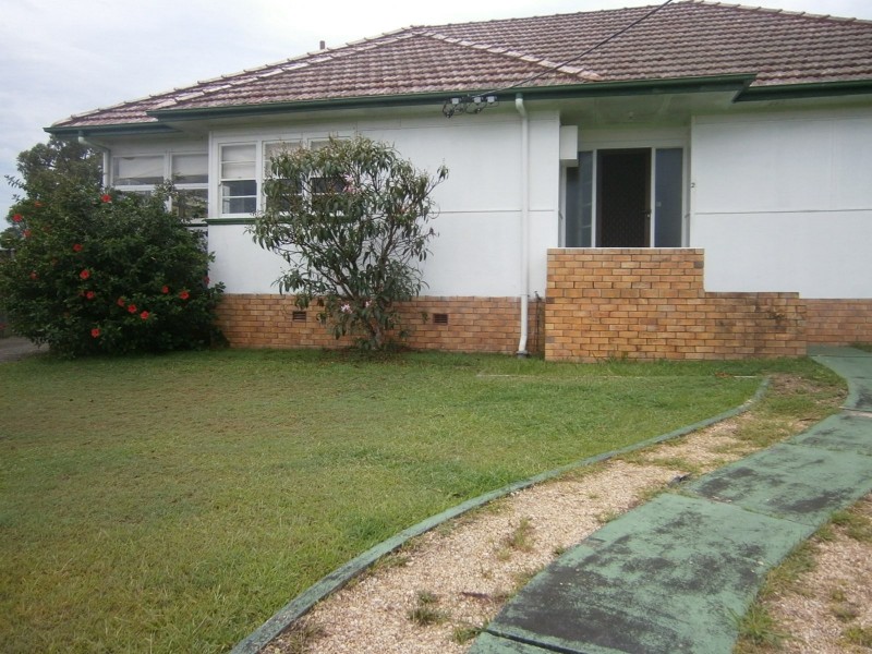 2 Boomerang Street, Taree NSW 2430