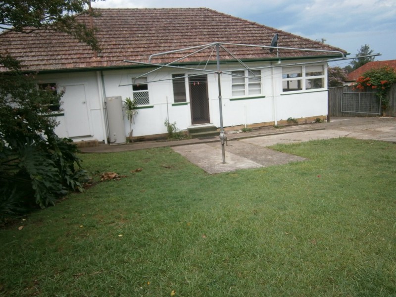 2 Boomerang Street, Taree NSW 2430