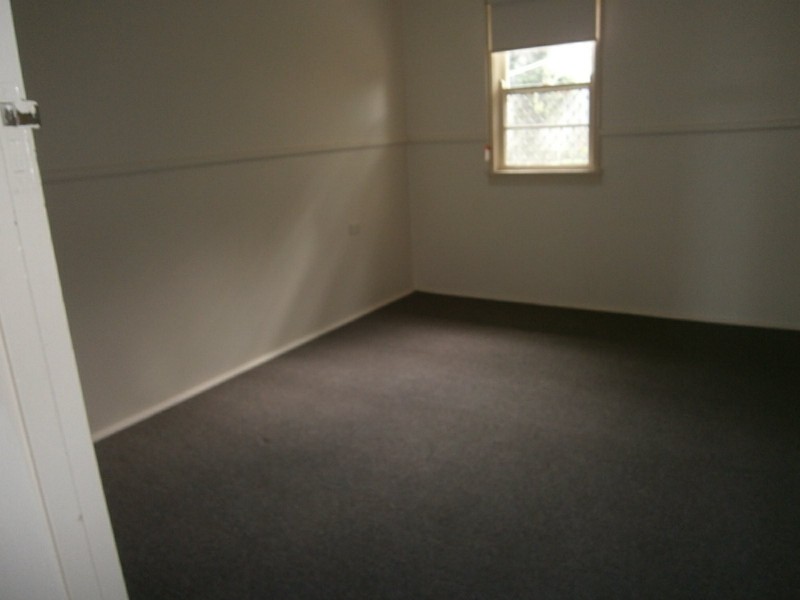 2 Boomerang Street, Taree NSW 2430