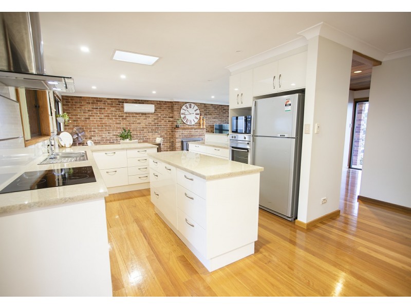 16 Peveril Street, Tinonee NSW 2430