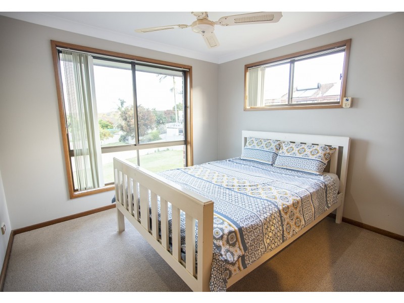 16 Peveril Street, Tinonee NSW 2430
