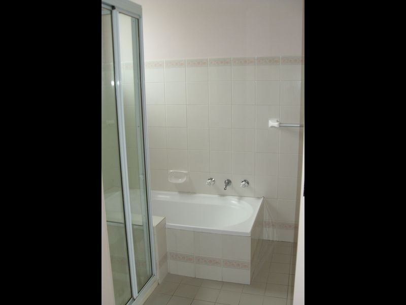 1/17 Elizabeth Avenue, Taree NSW 2430