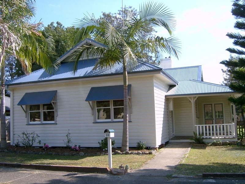 39 Wynter Street, Taree NSW 2430