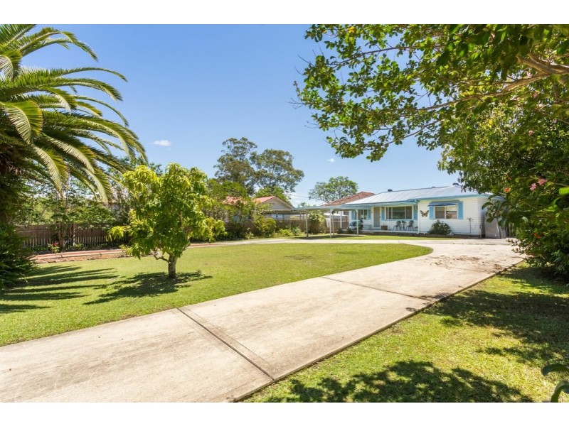 19 Railway Parade, Taree NSW 2430