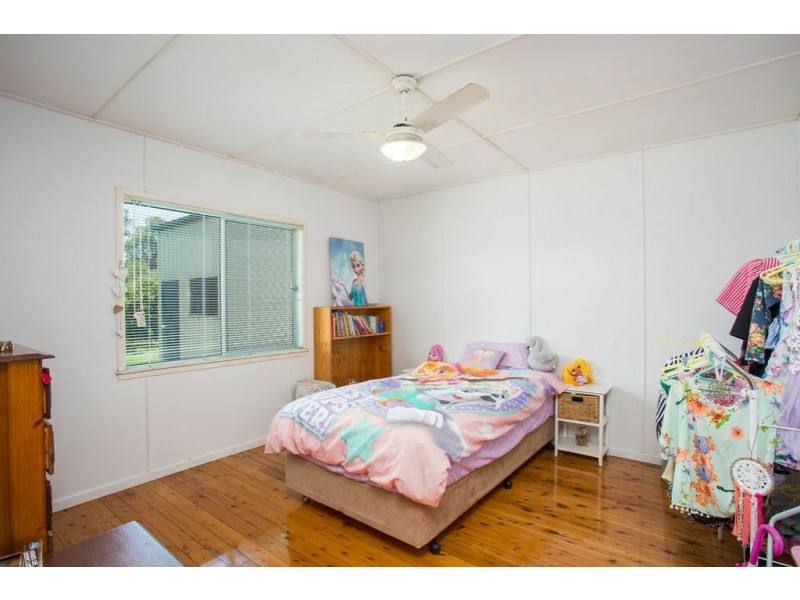 19 Railway Parade, Taree NSW 2430