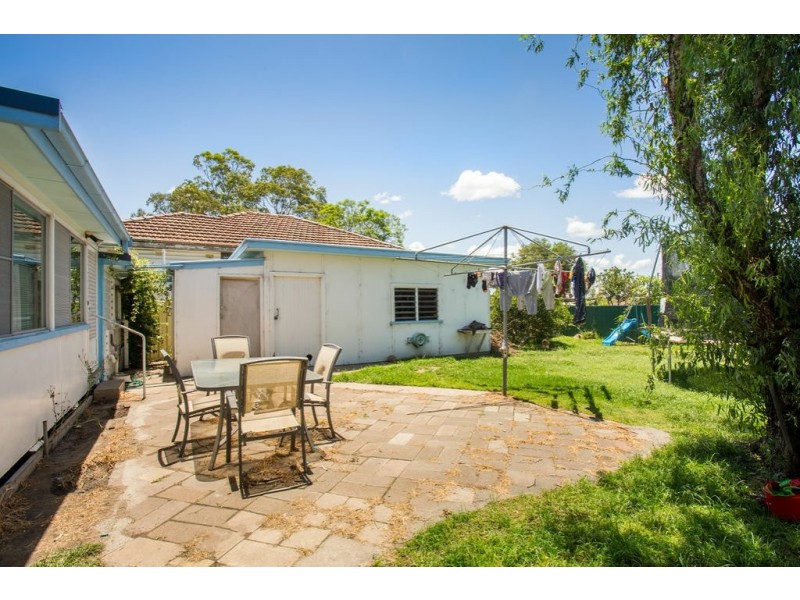 19 Railway Parade, Taree NSW 2430