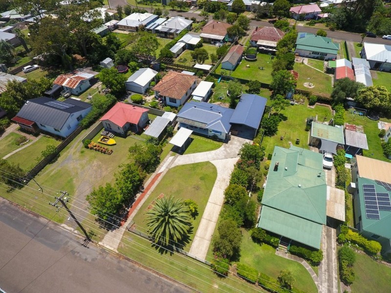 19 Railway Parade, Taree NSW 2430
