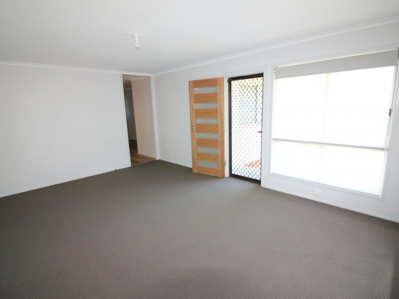 13 Deakin Crescent, Taree NSW 2430
