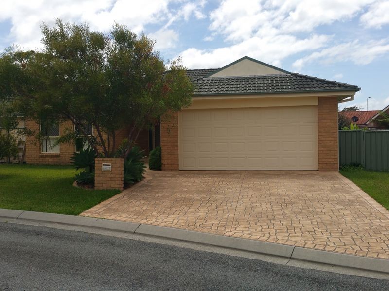 21 Mistral Place, Old Bar NSW 2430