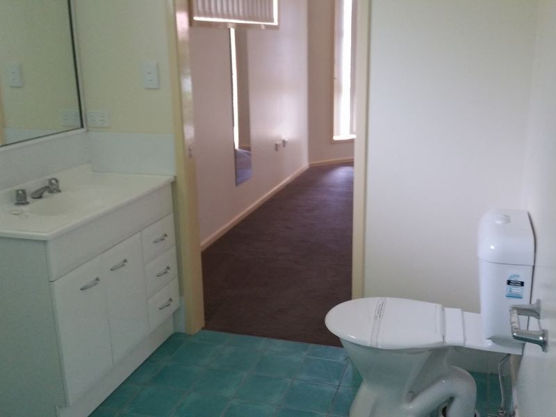 21 Mistral Place, Old Bar NSW 2430