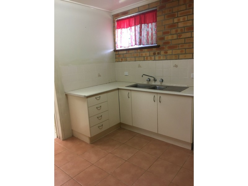 Unit 1/Cnr Ungala Road & Old Bar Roads, Old Bar NSW 2430