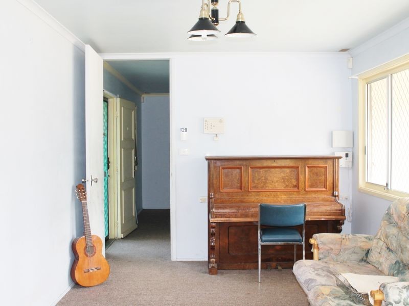 9 Hughes Street, Taree NSW 2430