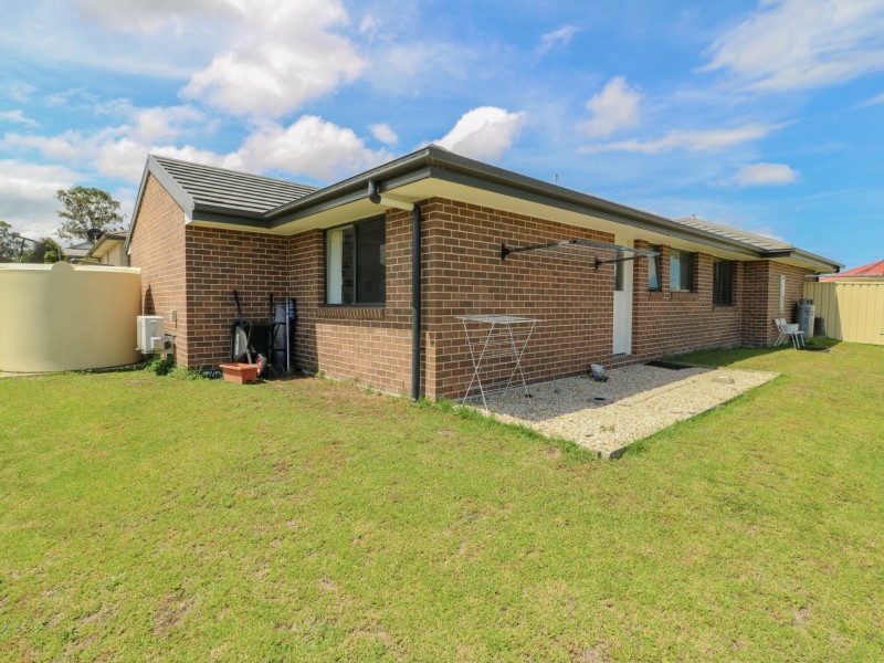 3 Pyrus Drive, Taree NSW 2430