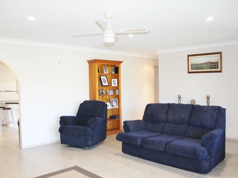 10 Bangalow Place, Taree NSW 2430