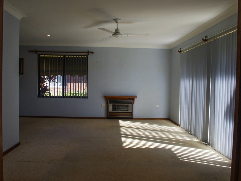 6 McDonnell Avenue, Cundletown NSW 2430